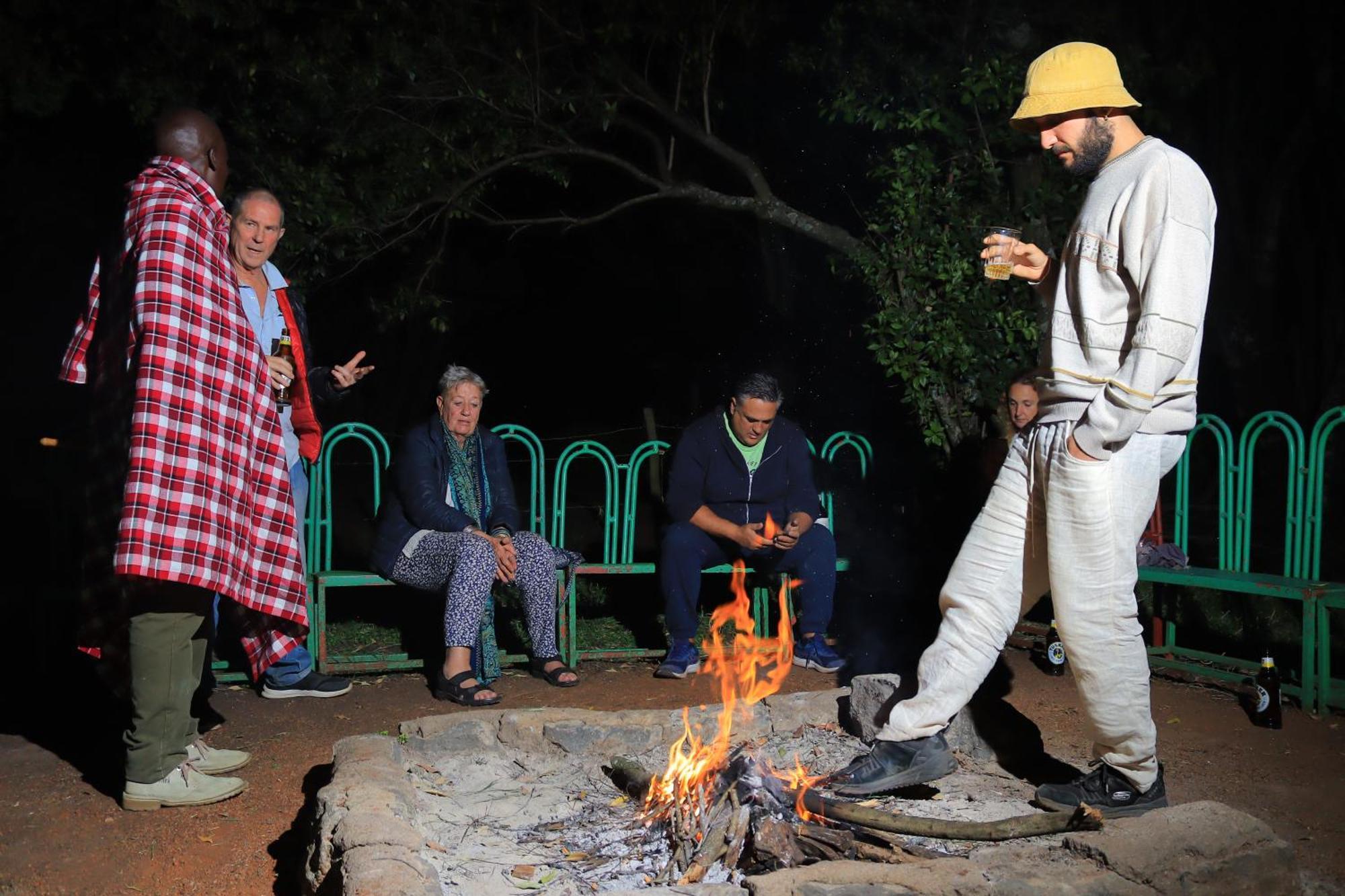 Rhino Tourist Camp Otel Ololaimutiek Dış mekan fotoğraf