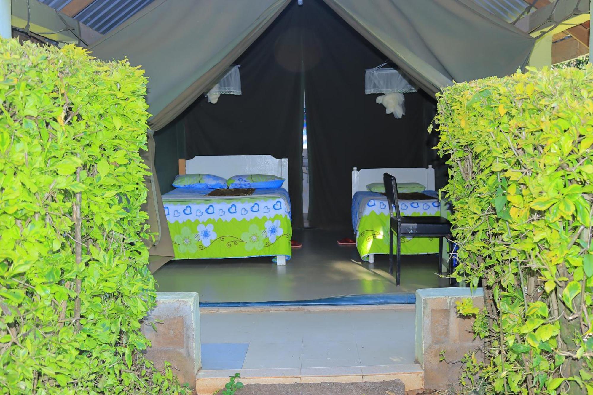 Rhino Tourist Camp Otel Ololaimutiek Dış mekan fotoğraf