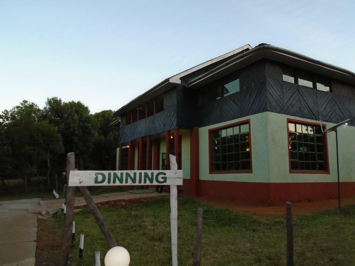 Rhino Tourist Camp Otel Ololaimutiek Dış mekan fotoğraf