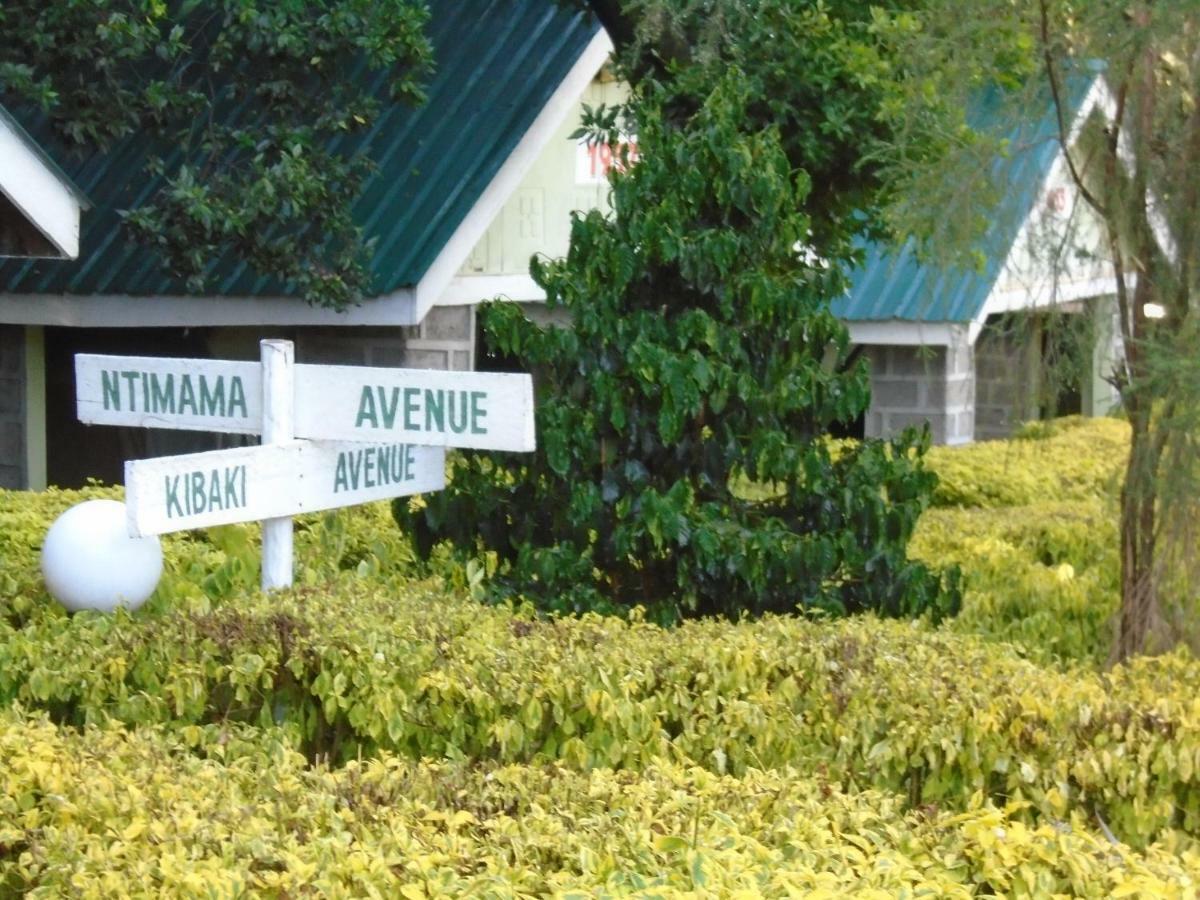 Rhino Tourist Camp Otel Ololaimutiek Dış mekan fotoğraf